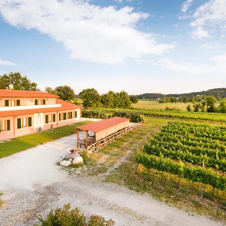 Agriturismo Cascina Roveri 몬잠바노 외부 사진