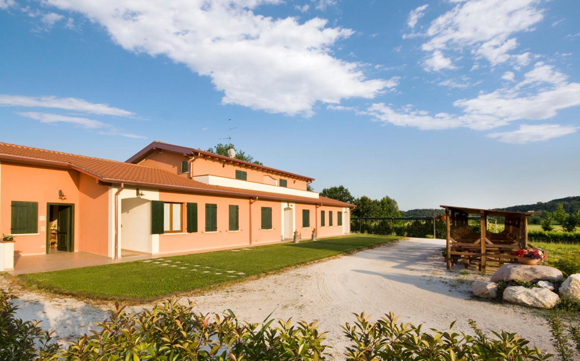 Agriturismo Cascina Roveri 몬잠바노 외부 사진